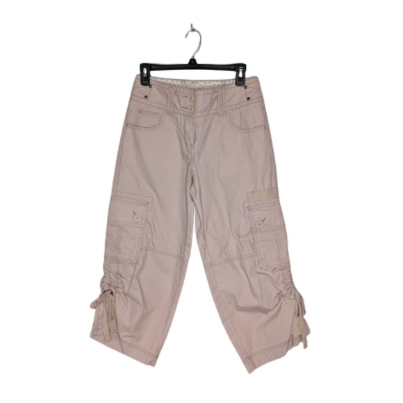 Cabi Frosted Pink Cargo Cropped Pants - Picture 1 of 16
